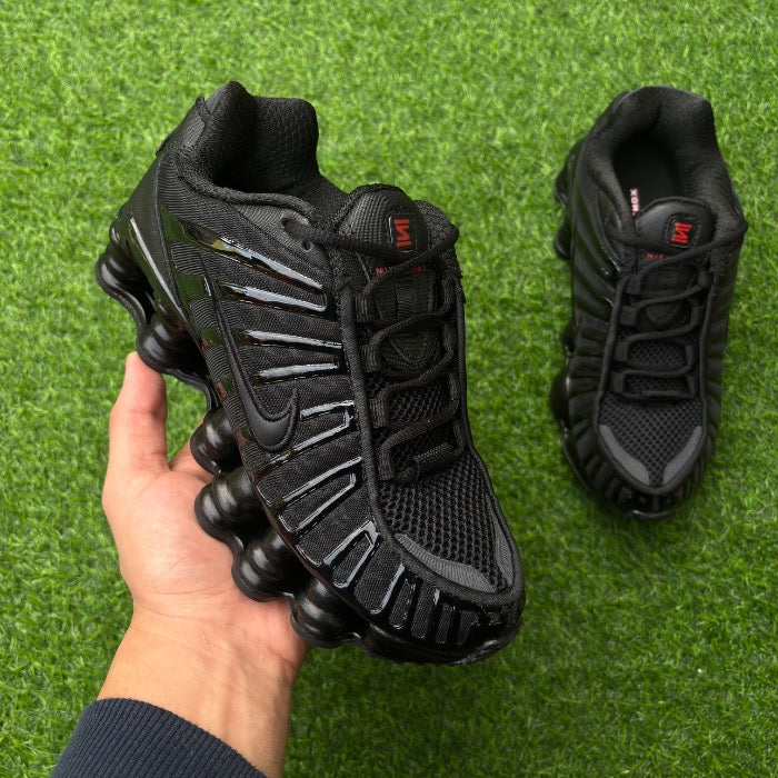Nike Multishox Black