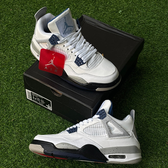 Jordan 4 Retro Midnight Navy Blue