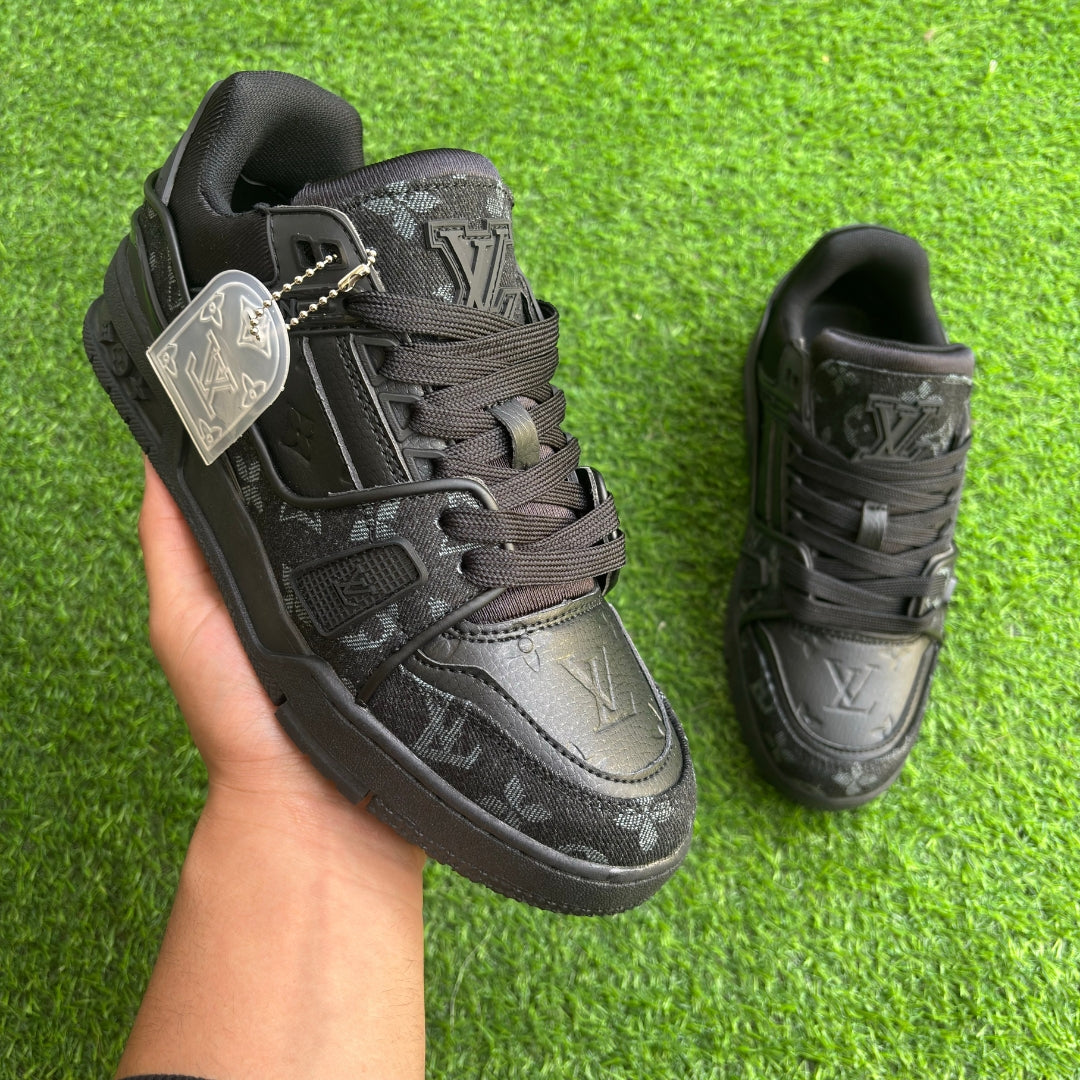 Trainer LV Black Monochrome