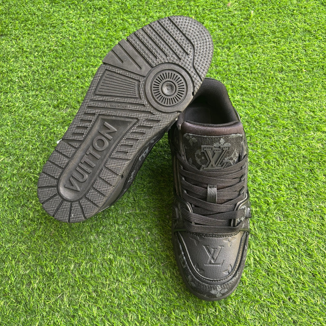 Trainer LV Black Monochrome