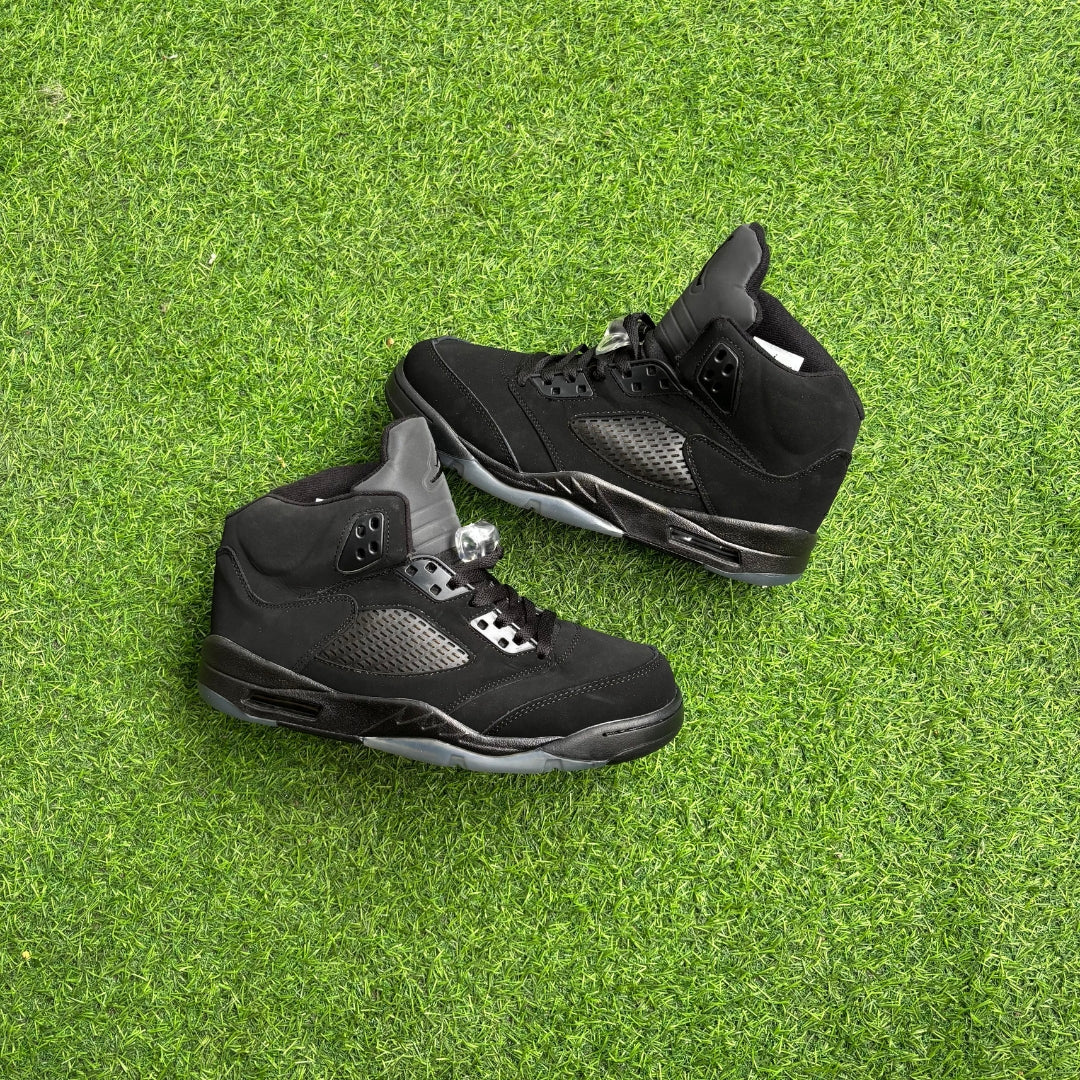 Jordan Retro 5 Black Cat