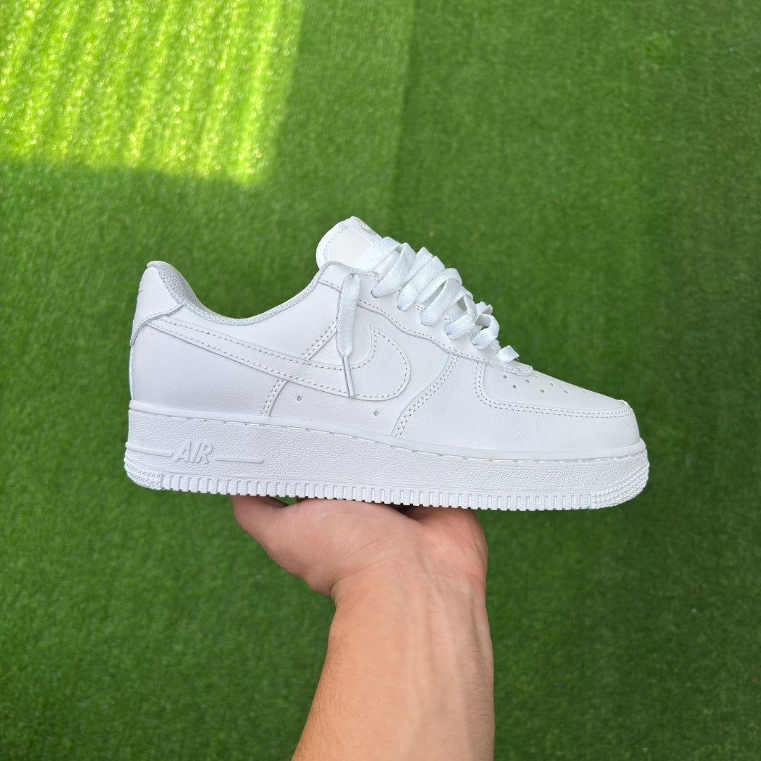 Nike Air Force 1 Blancas '07 – Clásicas