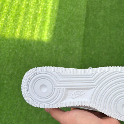 Nike Air Force 1 Blancas '07 – Clásicas