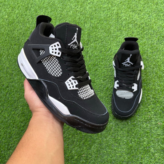 Jordan 4 White Thunder