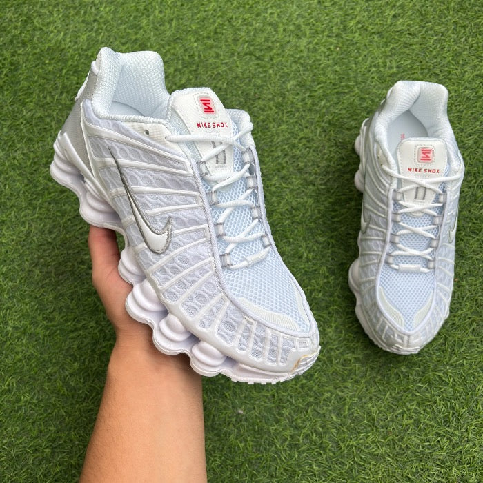 Nike Multishox Triple White