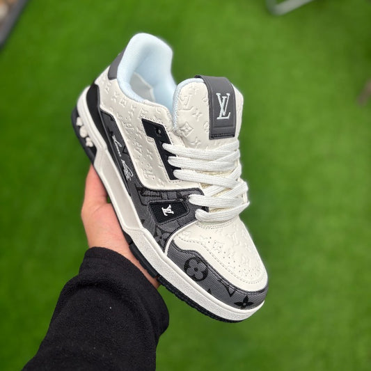 Louis Vuitton Trainer Grey
